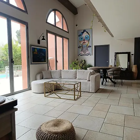Villa Pres De La Vallauris